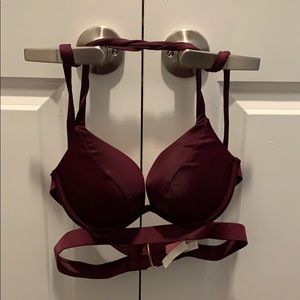 Victoria’s Secret swimsuit top